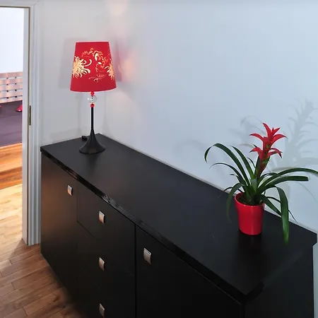 Apartament 1