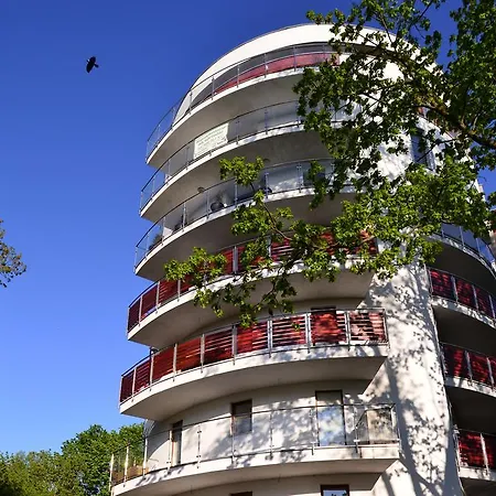 1 Apartament