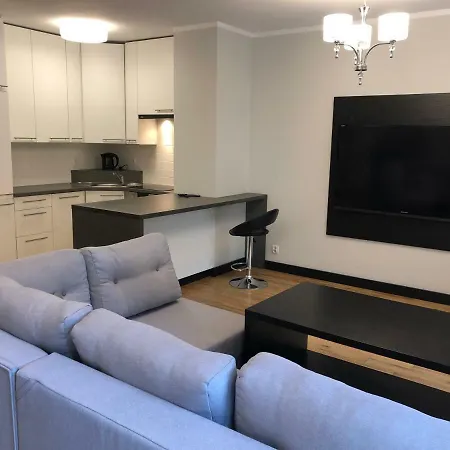 1 Apartament *